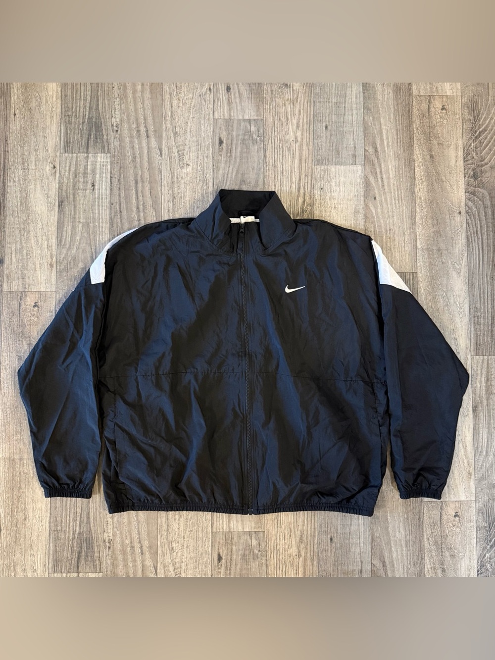 NIKE Men’s Windbreaker Jacket - Picture 2 of 4